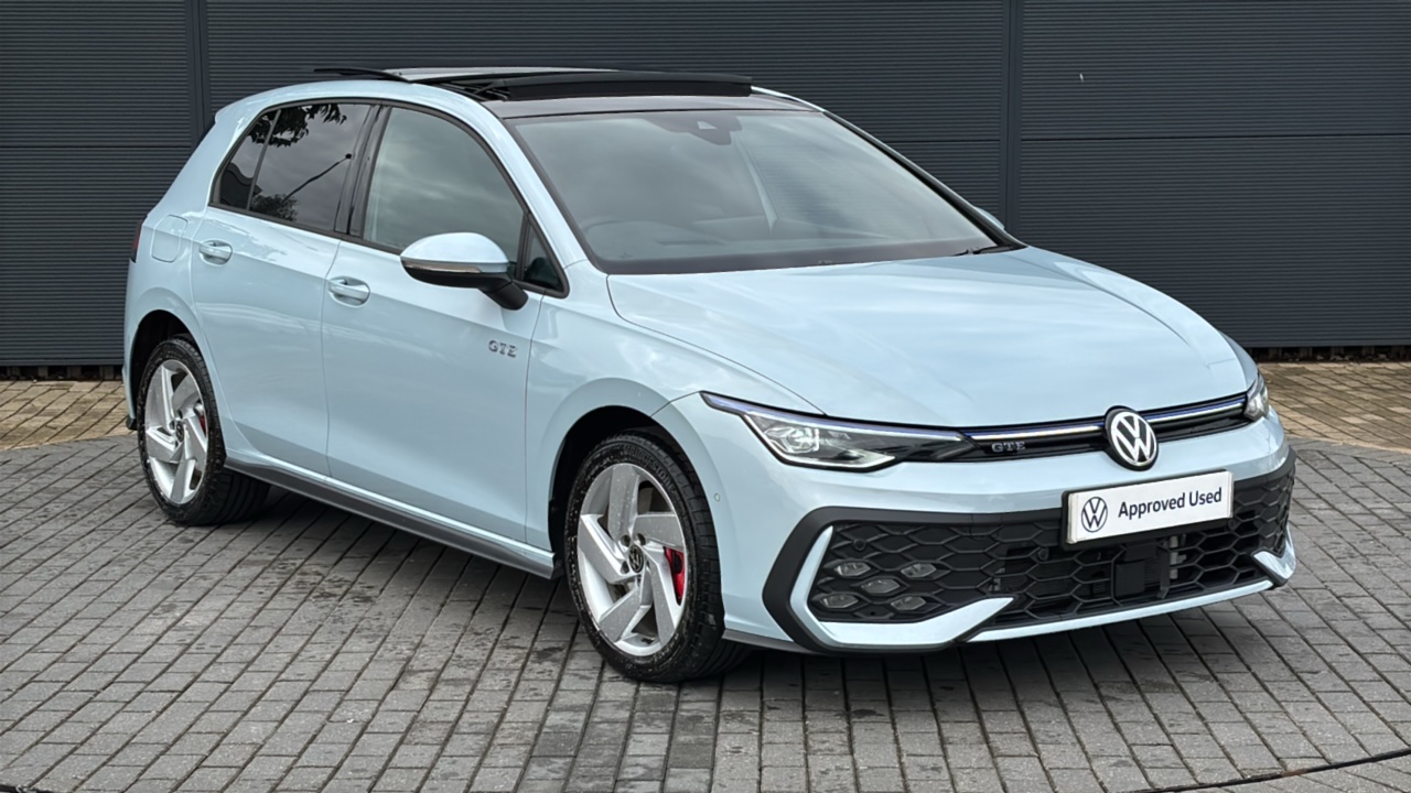 Volkswagen Golf 1.5 TSI 272 GTE eHybrid 5dr DSG (272 PS)