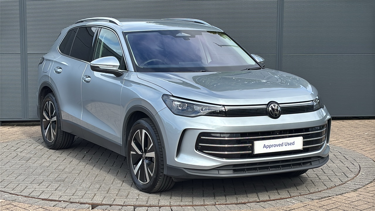 Volkswagen Tiguan 2.0 TDI Elegance 5dr DSG (150 PS)